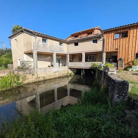 Maison T3 Dans Moulin A Eau Prázdninový dům *